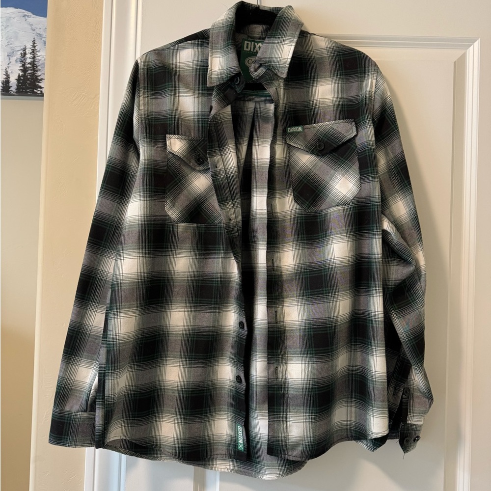 DIXXON Men's Casual Button Down Shirt - Black and Green Plaid